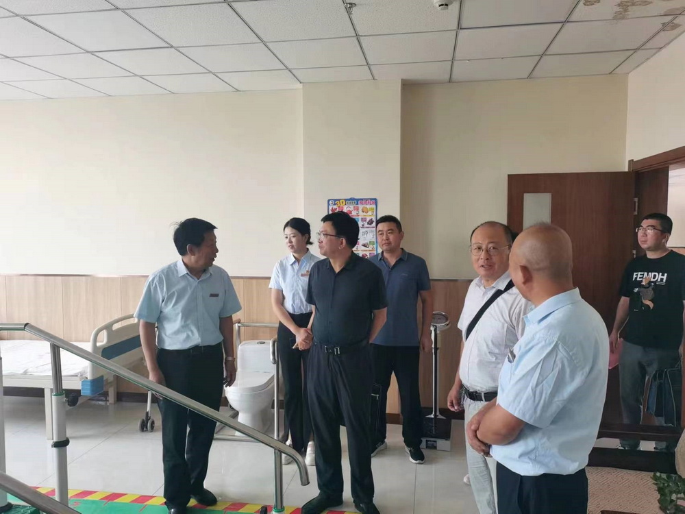 1692111378166006125.jpg 图3在武威市脑病康复医院走访参观_调整大小.jpg