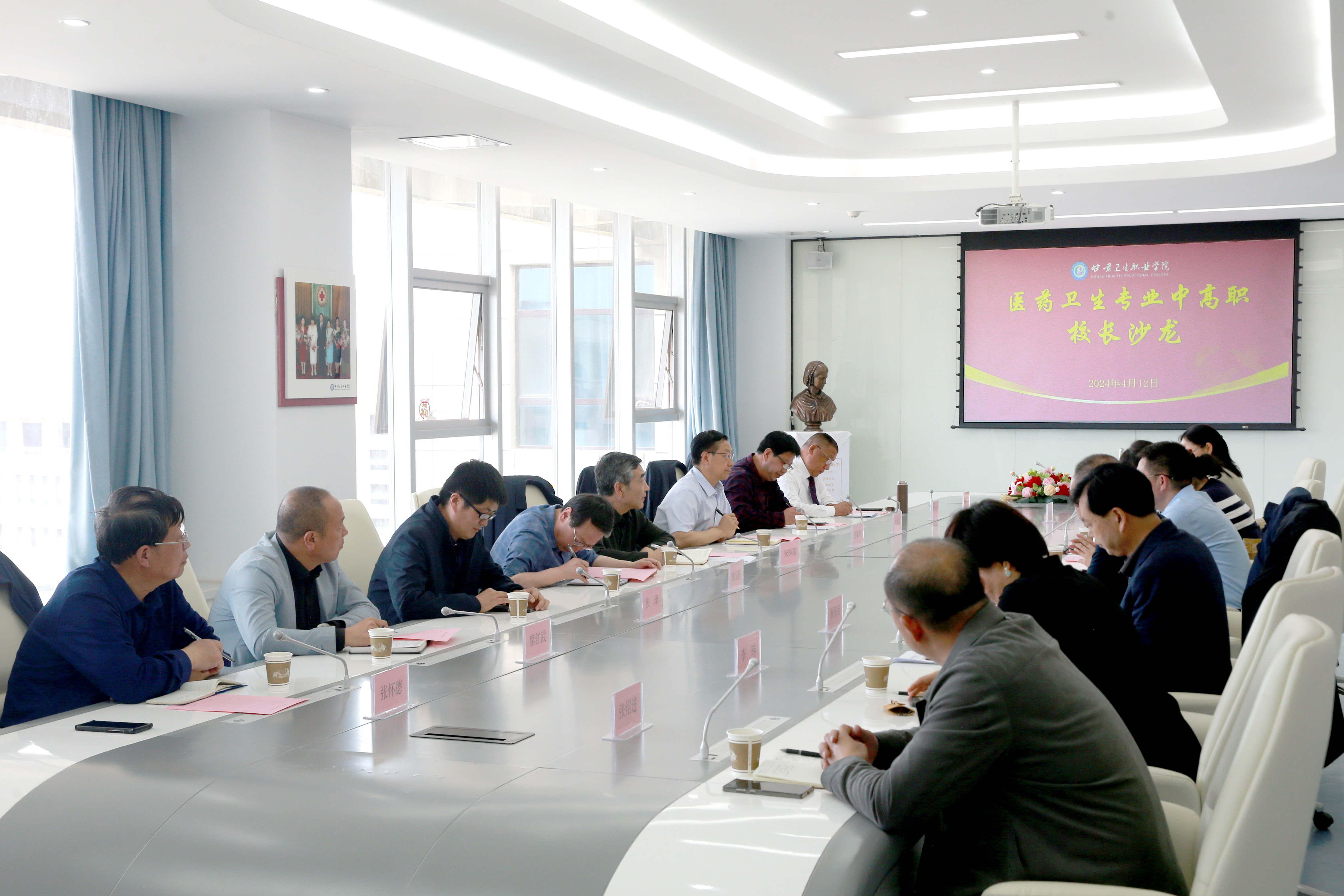 1712930351878008884.jpg BI4P7741.jpg